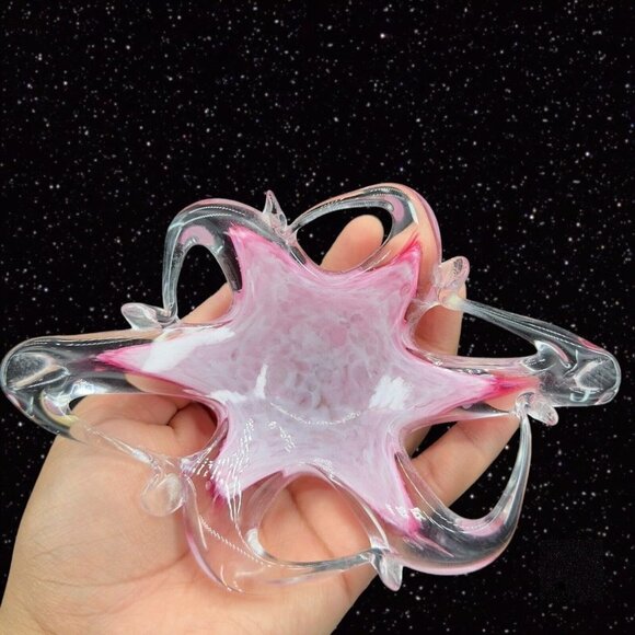 Decorative Art Glass Pink Clear Bowl Basket Swirly Edges 6.5"Wide 2"Tall - Picture 1 of 11